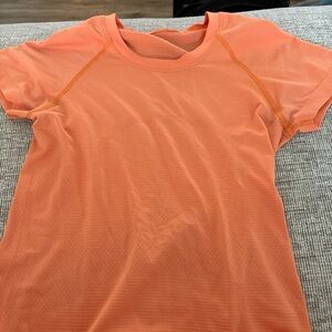 Lululemon swiftly tech